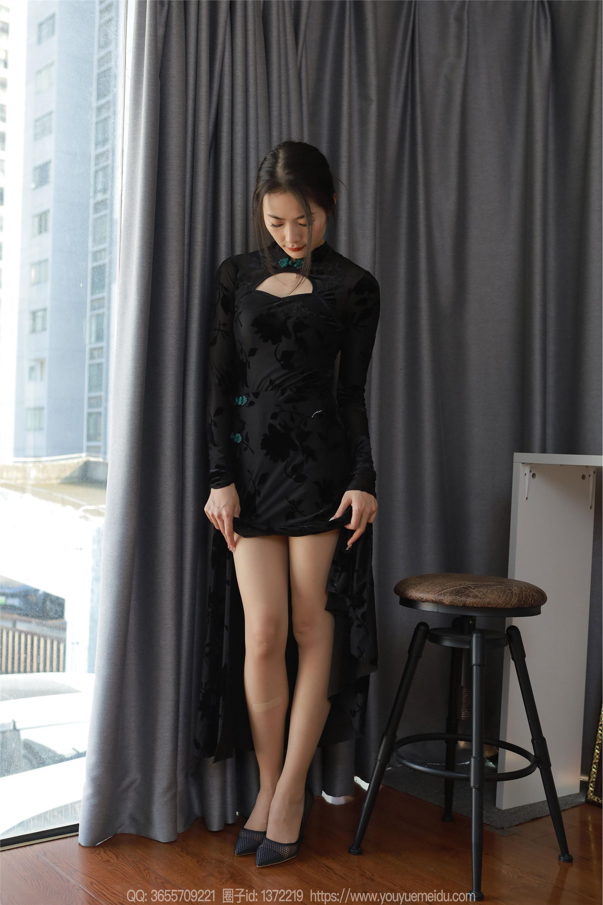 IESS异思趣向  2024.04.10 丝享家 1712 小金《高叉旗袍》